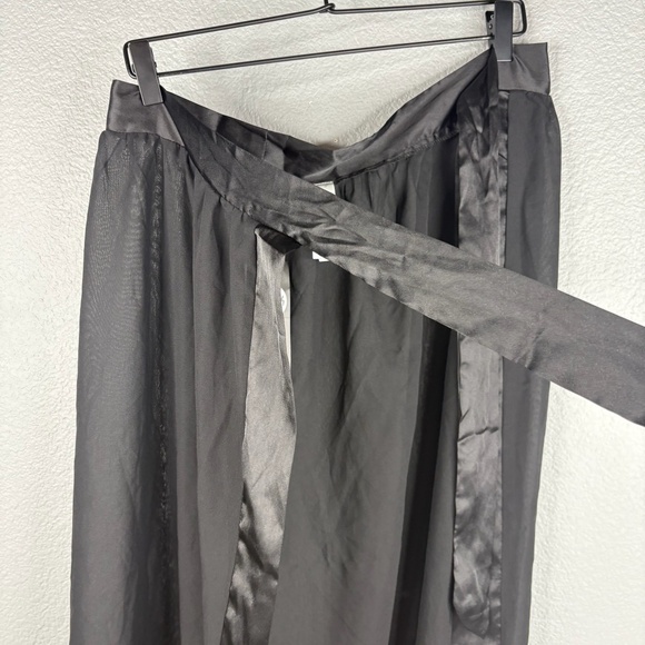 NWT Boohoo Essentials Satin Tie Beach Sarong Black - Picture 4 of 11
